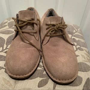 Rocket dog men’s suede tan Oxford shoes size 10
